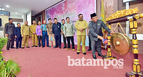 Menunggu Jadwal Pelantikan Ketua DPRD Karimun