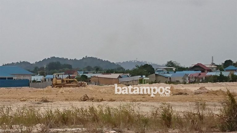 Timbun Hutan Bakau, Proyek Reklamasi Diprotes Warga