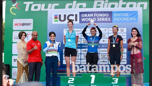 Atlet Singapura dan Indonesia Juarai TdB 2018