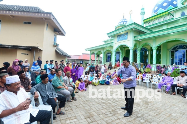 Jaga Kebersihan Laut Kepri