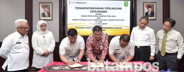 Pemprov Riau Percayakan Transaksi Nontunai ke BRK