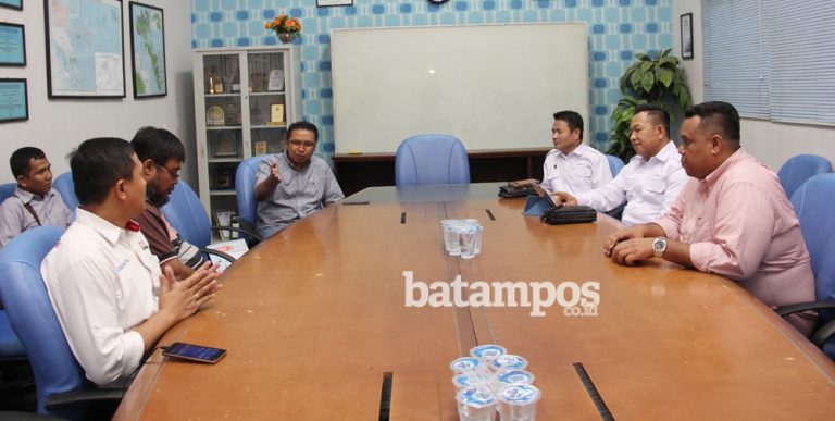 Dewan TIK Kota Batam Kunjungi Batam Pos