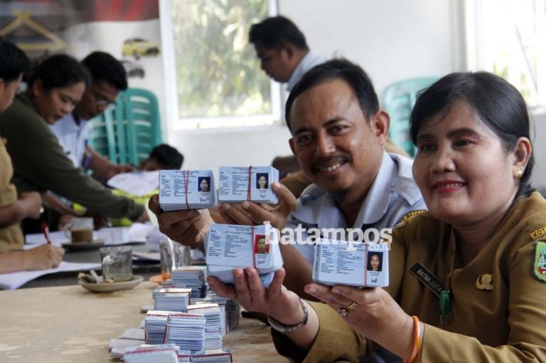 Hari Keempat Pendistribusian, Baru 2.334 Keping e-KTP yang Diambil