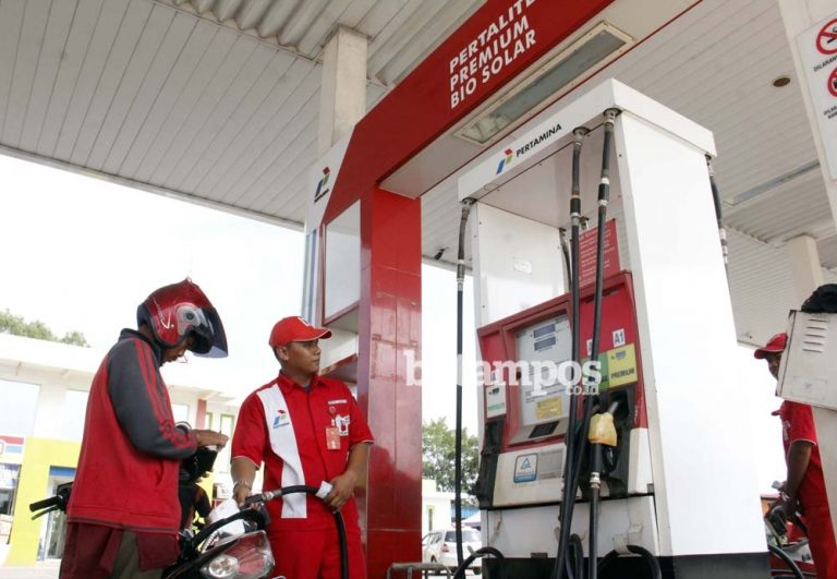 Pertamina Bantah Premium Langka di Batam