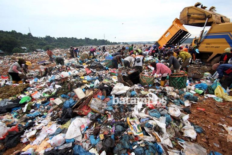 TPA Punggur Minim Alat Berat