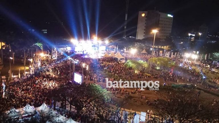 Pasar Kuliner di Bundaran BP Batam