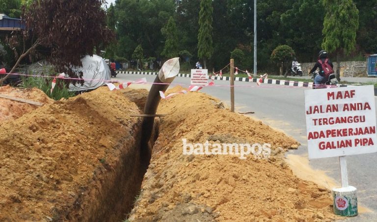 Pemkab Karimun, Lanjutkan Penyambungan Pipa Air Bersih