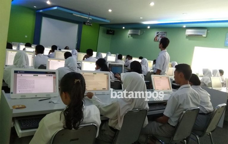 Mendikbud Pastikan Tak Ada Perubahan UN 2019