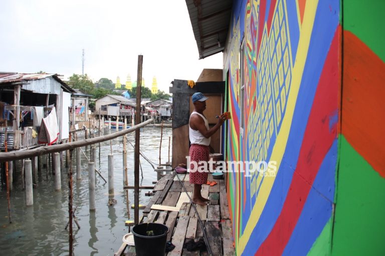 Ketua DPRD Batam Senang jika Semua Kampung Tua “Berpelangi”
