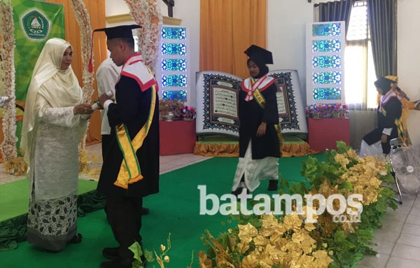 MAN Wisuda 40 Penghafal Alquran