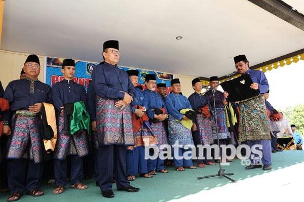 Hakim Dilarang Merokok & Ngopi