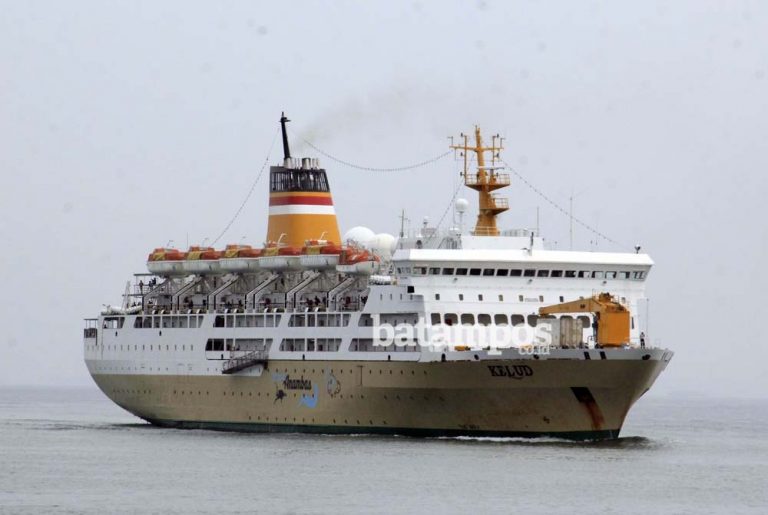 Beli Tiket Pelni Wajib Bawa KTP