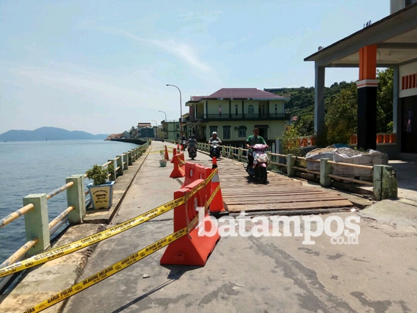 Jembatan Selayang Pandang Rusak