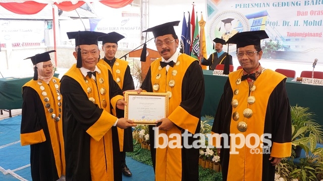 Mahfud MD Puji Anak Muda Tanjungpinang