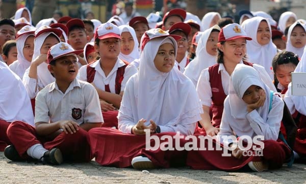 Jumlah Usia Sekolah Melebihi Daya Tampung