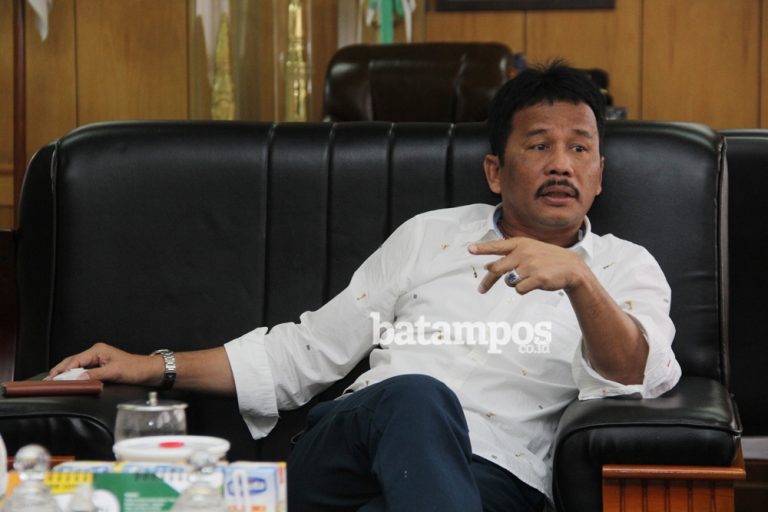 Walikota Batam Mengaku Bisa Terjerat Hukum Jika Nekad Cairkan Insentif Guru Madrasah