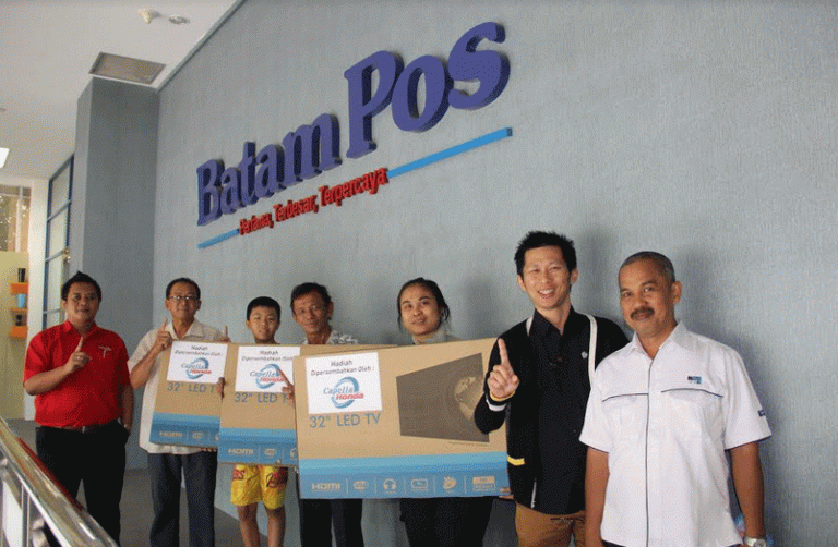 Tiga Warga Batam Bawa Pulang TV