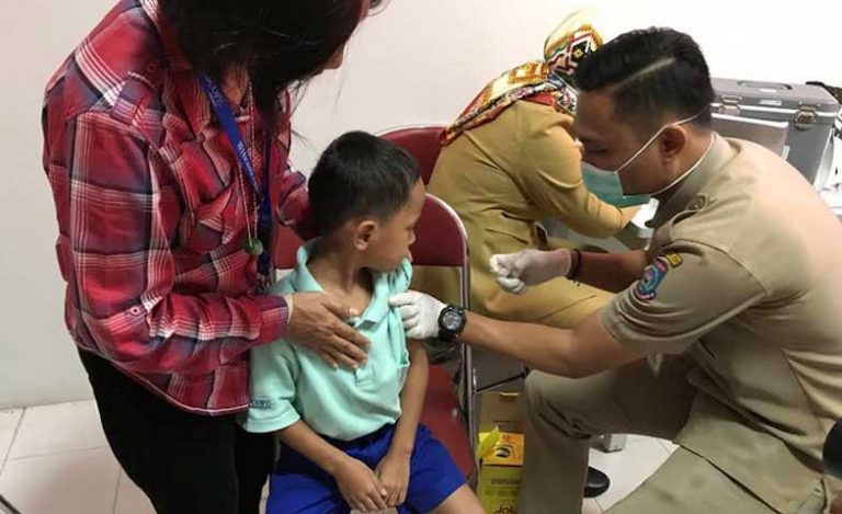 Imunasi Massal Targetkan 23 Ribu Anak
