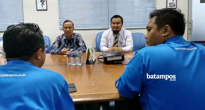 OJK Kepri Berkunjung ke Redaksi Batam Pos