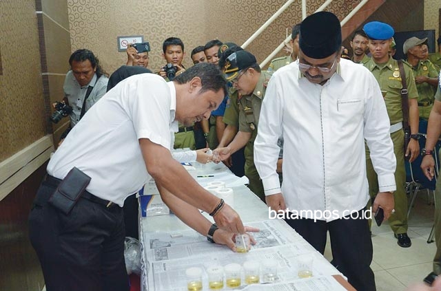 208 Anggota Satpol PP Jalani Tes Urin