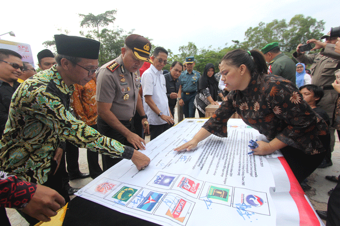 Pemerintah Belum Ambil Sikap