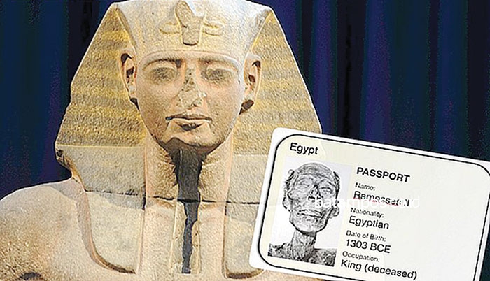 Mumi pun Gunakan Paspor