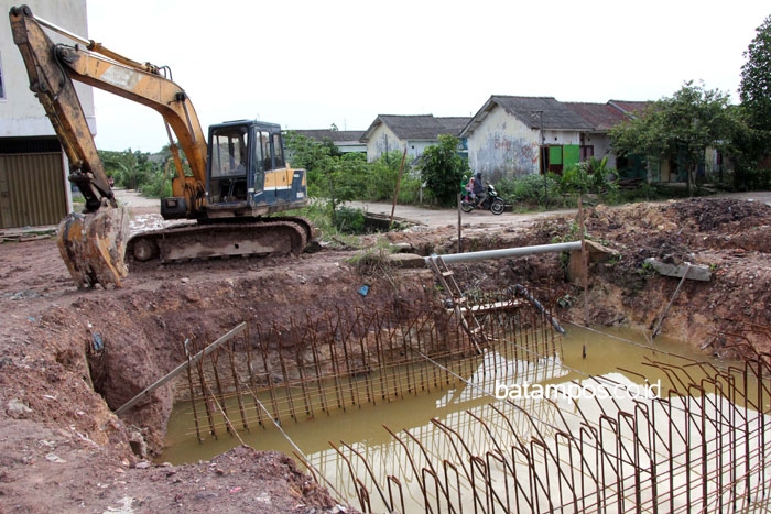 Pengerjaan Fisik Dinas Bina Marga dan Sumber Daya Air , 70 persen
