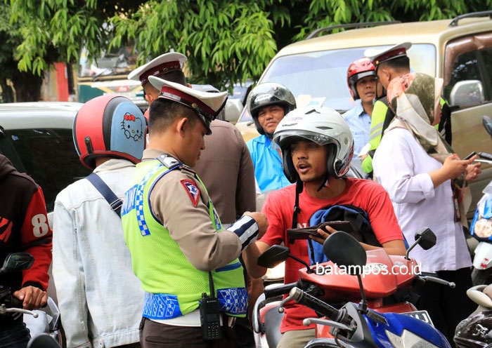 64 Sepeda Motor Ditilang