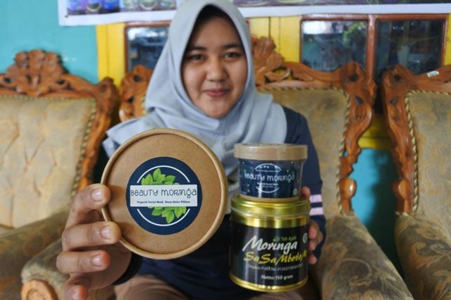 Ubah Daun Kelor Jadi Obat Kuat dan Kosmetik