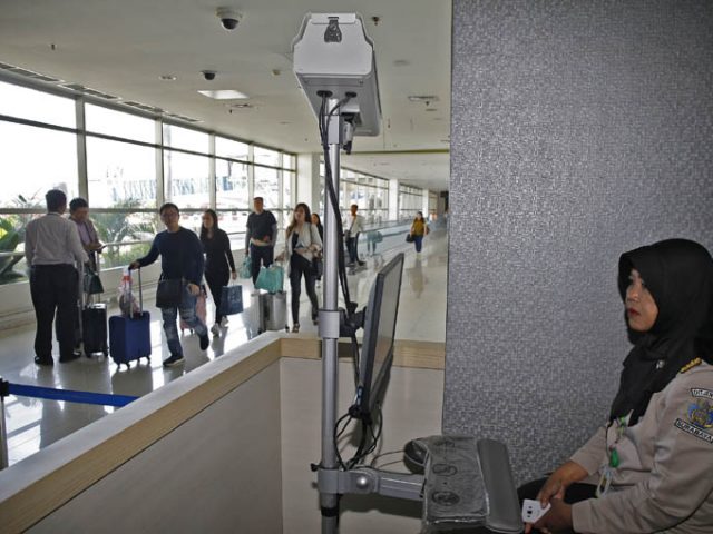 Pasien Korona Makin Banyak, Akses Masuk Indonesia Diperketat