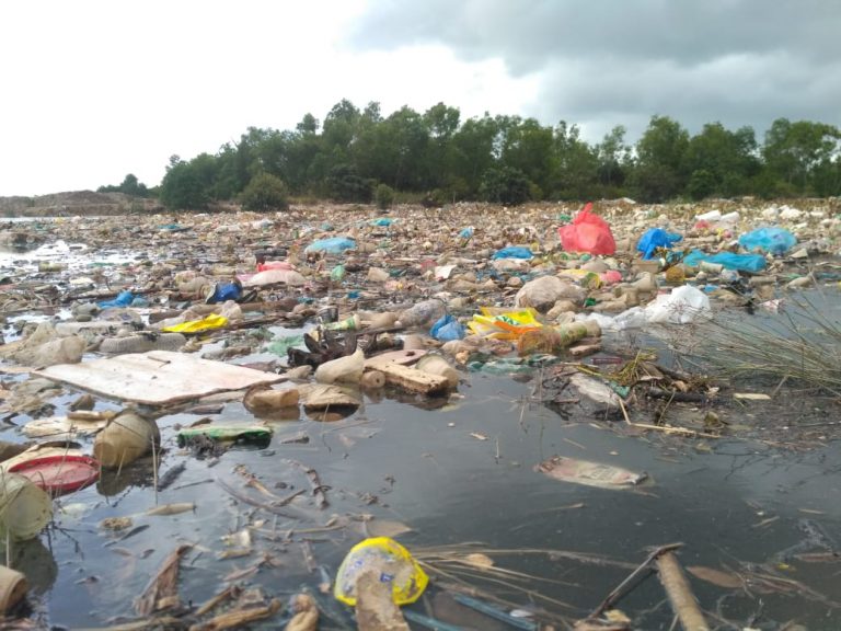 Pak Wali Kota, Lihat Nih Kondisi Sungai Pelenggut