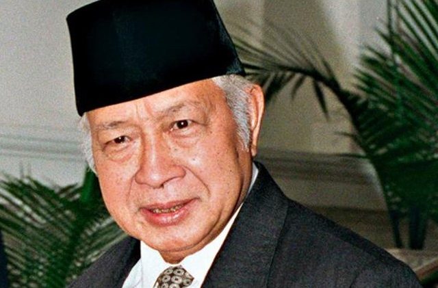 Hari Ini adalah 100 Tahun Kelahiran Pak Harto