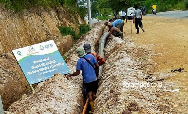 ATB Perkuat Jalur Pipa Baru Suplai Air di Melcem Mengalir Lancar