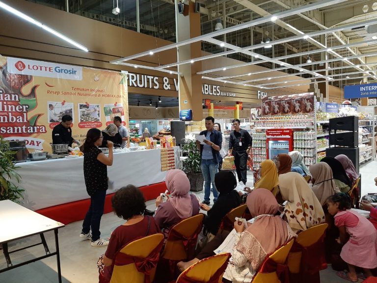 Lotte Grosir Batam Gelar Horeka Day 