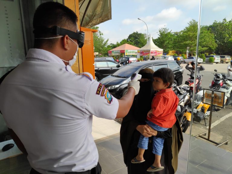 Cara bright PLN Batam Cegah Covid-19