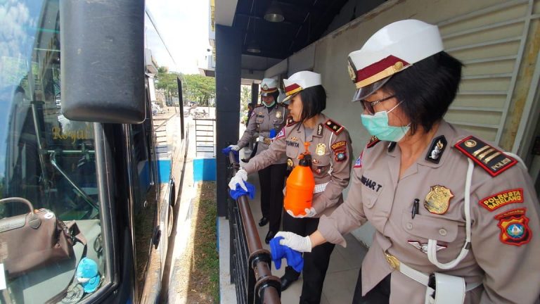 Transportasi Massal Masuk Area Rawan Penyebaran Virus Corona