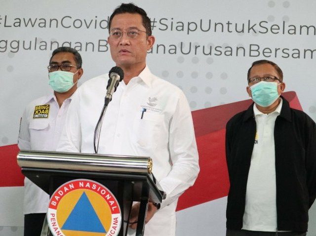 Kemensos Tambah Bantuan Rp 500 Ribu per Keluarga