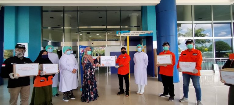 Rumah Zakat Salurkan APD ke Rumah Sakit dan Puskesmas