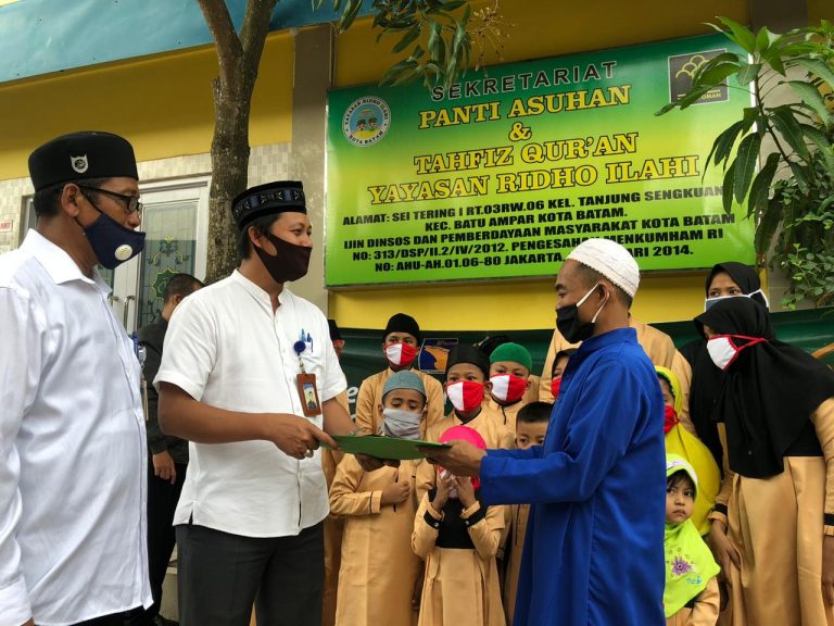 BKDI BP Batam Santuni Anak Yatim Panti Asuhan Ridho Illahi di Tanjungsengkuang