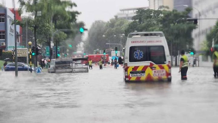 Banjir Landa Singapura setelah Hujan Deras Mengguyur