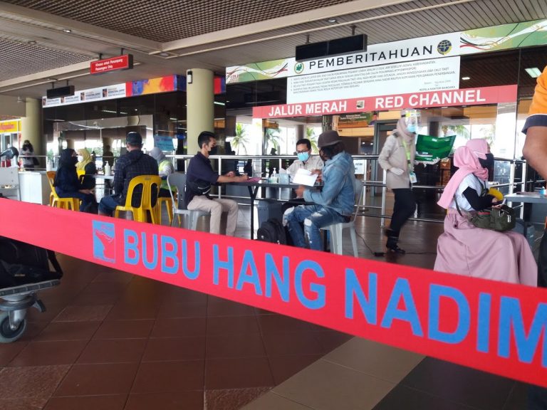 Mau ke Luar Negeri, Wajib Penuhi Persyaratan Negara Tujuan