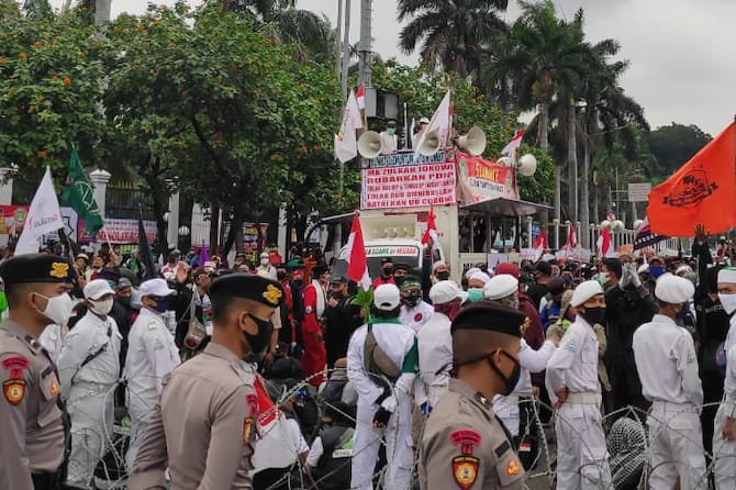 Tolak UU Cipta Kerja, Puluhan Ribu Buruh Bakal Kepung DPR