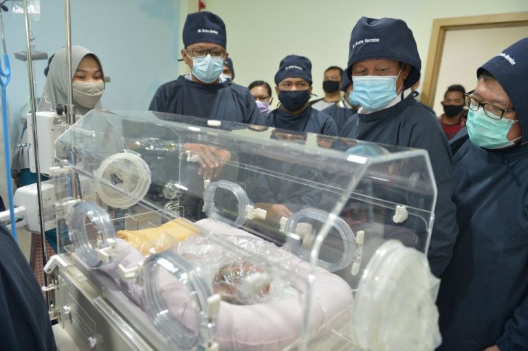 Bayi Kelainan Genetik Langka Lahir di Batam