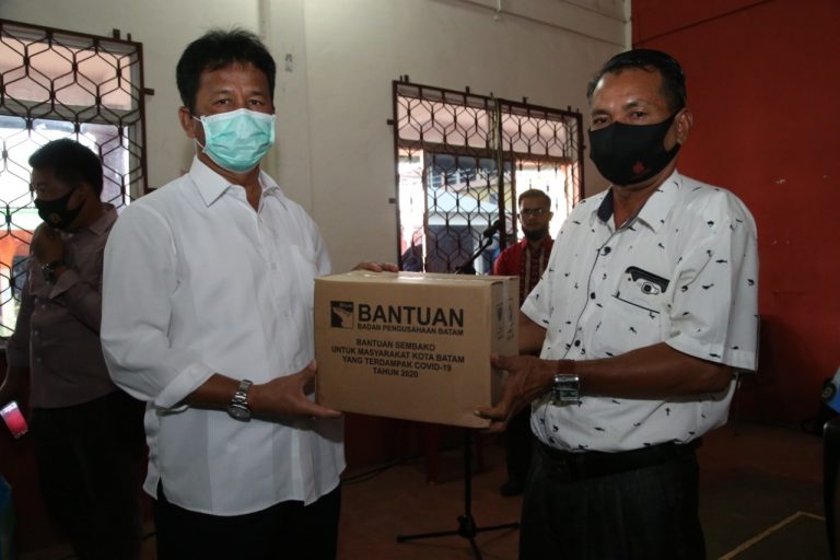 BP Batam Berikan Bantuan Sembako ke Pulau Buluh