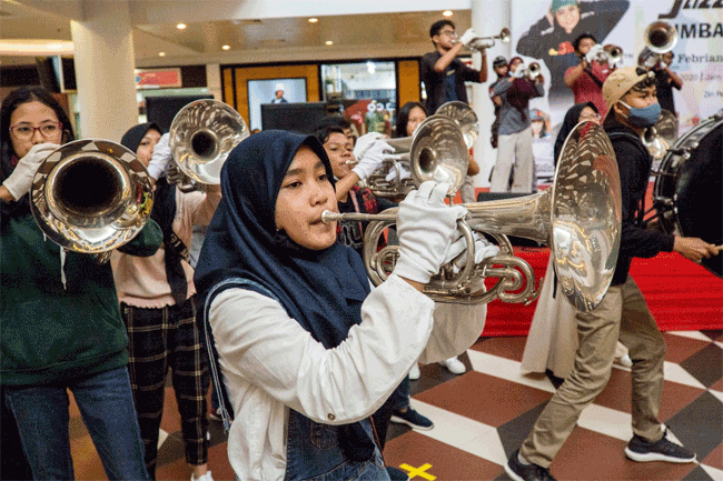 Flash Mob BBDC Pukau Pengunjung Mega Mall Batam Centre
