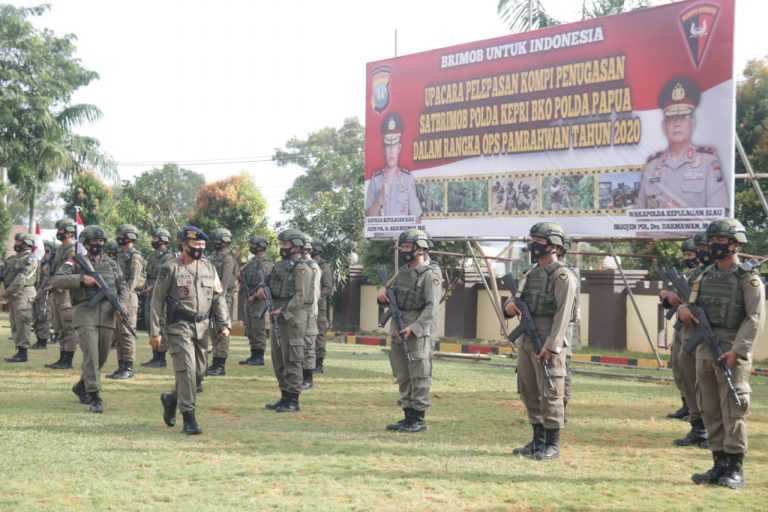Polda Kepri Kirim 100 Personel Brimob ke Papua