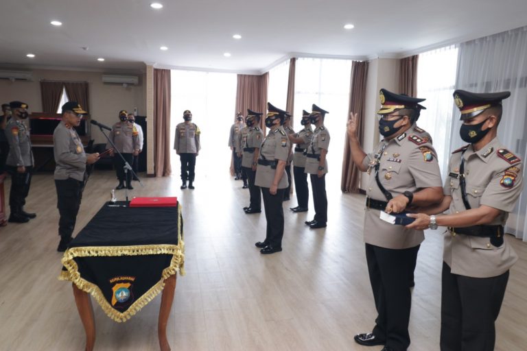 AKBP Yos Guntur Resmi Jabat Kapolresta Barelang