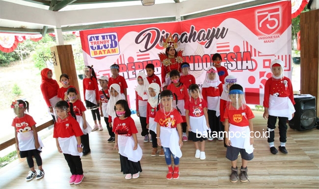 Sanggar Seni Trendy Club Gelar Carnaval di Taman Rusa