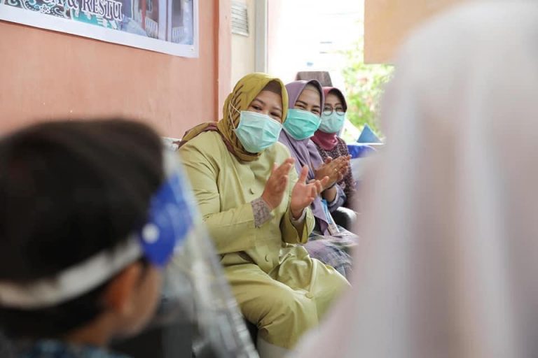 Ibu-ibu… Rajin-rajinlah Dengar Curhatan Anak