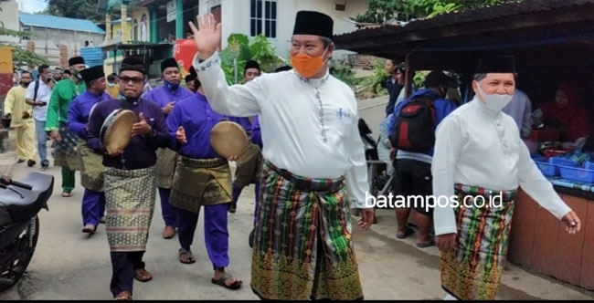 Mendaftar ke KPU, Haris-Wan: Alhamdulillah Lengkap